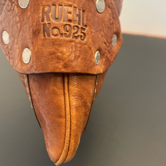 RUEHL no. 925 small cross body leather purse - Picture 3 of 7